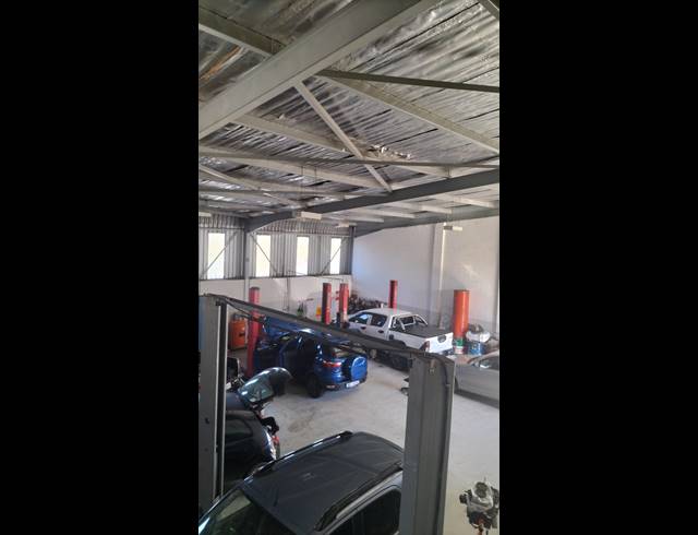 504M² MINI FACTORY TO LET IN GLEN ANIL